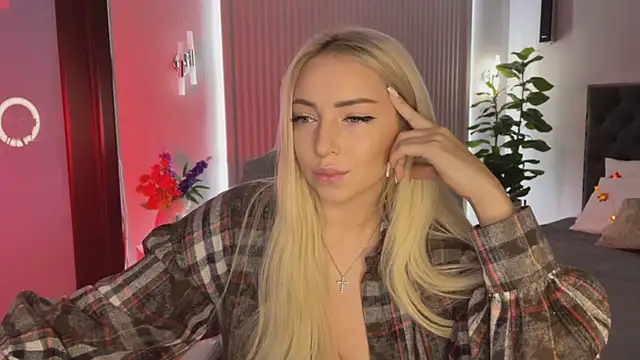 OhMyEmma online show from 11, 10, 2025