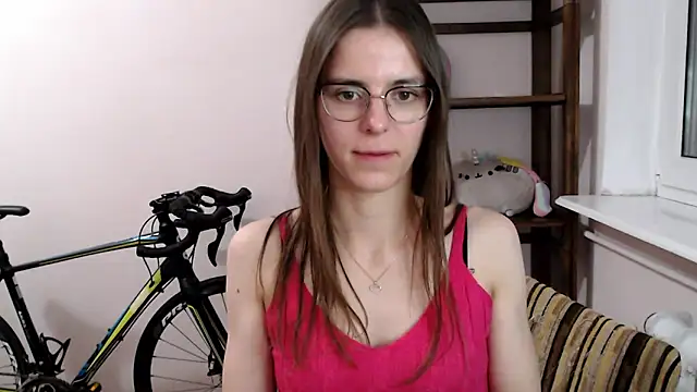 love megi online show from 14, 12, 2025