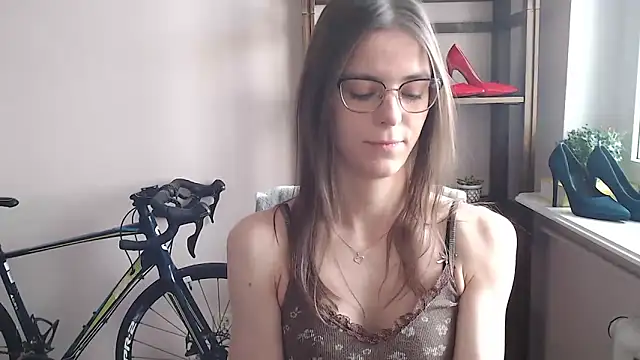 love megi online show from 1, 3, 2026