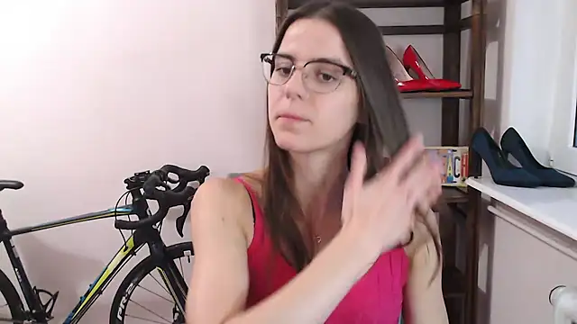 love megi online show from 19, 4, 2026