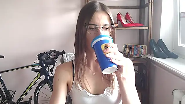 love megi online show from 7, 7, 2026