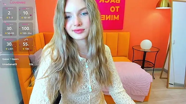 Snapshot of EvelineAmore chatting on 24, 5, 2026 EvelineAmore online show from 24, 5, 2026