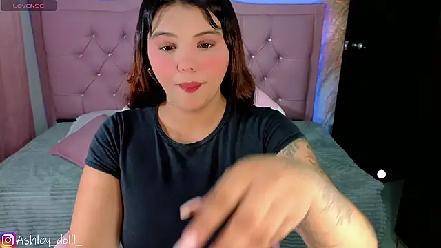 Snapshot of Ashley_dolll chatting on 24, 5, 2026 Ashley dolll online show from 24, 5, 2026