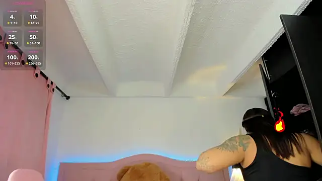 Ashley dolll online show from 4, 2, 2026