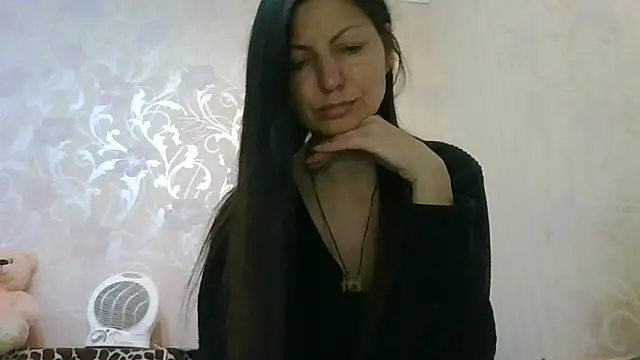 Snapshot of AliseWats chatting on 24, 11, 2025 AliseWats online show from 24, 11, 2025