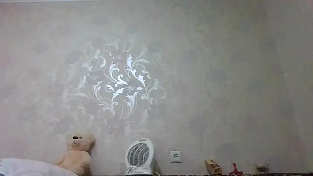 Snapshot of AliseWats chatting on 4, 7, 2026 AliseWats online show from 4, 7, 2026