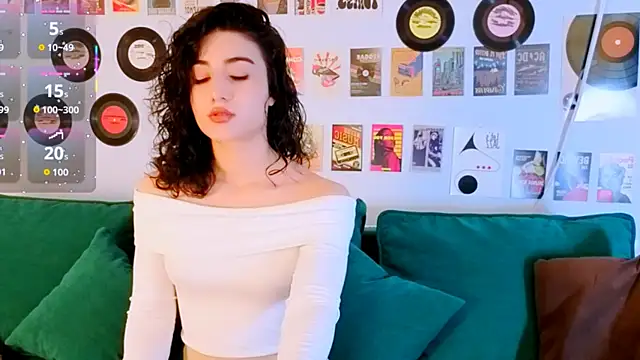 Snapshot of Maya_Rogerss chatting on 10, 5, 2026 Maya Rogerss online show from 10, 5, 2026