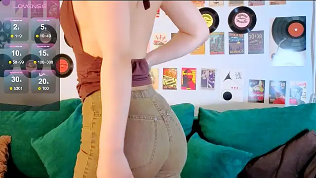 Maya Rogerss online show from 20, 6, 2026