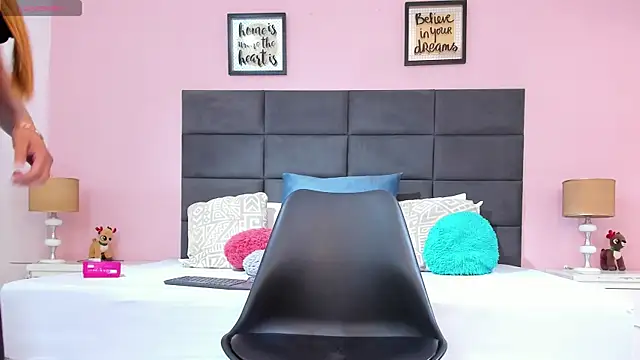 SophiaQueens online show from 18, 10, 2025