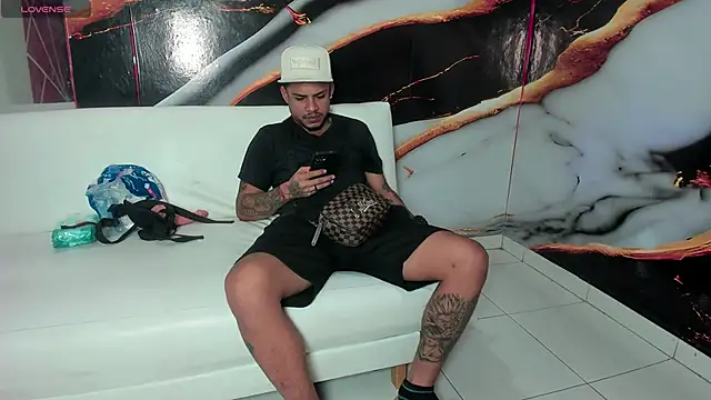hot dirty paradise 66 online show from 25, 5, 2026
