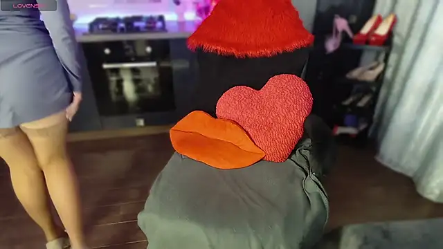 emlana online show from 31, 3, 2026