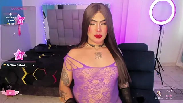 Snapshot of Sophie_whitexxx chatting on 2, 6, 2026 Sophie whitexxx online show from 2, 6, 2026