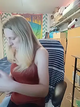 AlicePayne online show from 17, 12, 2025