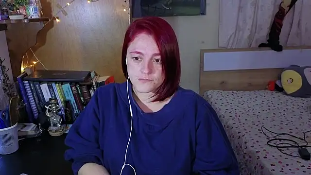 Snapshot of ValkaBlue chatting on 11, 10, 2025 ValkaBlue online show from 11, 10, 2025