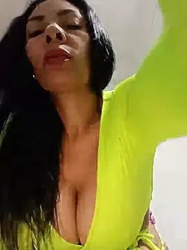 DaphneRosses online show from 29, 7, 2026