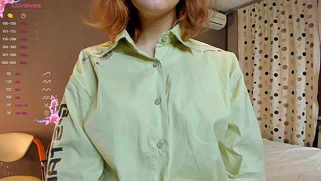 EsmeDecoursey online show from 19, 3, 2025