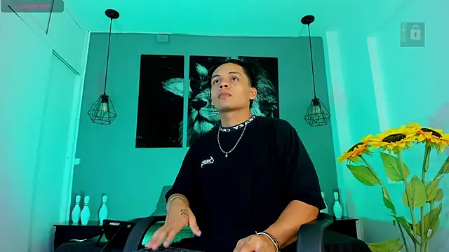 Snapshot of Draco_collins chatting on 25, 11, 2025 Draco collins online show from 25, 11, 2025