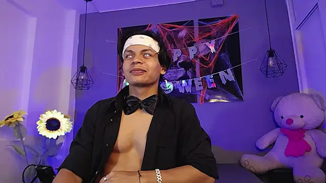 Snapshot of Draco_collins chatting on 24, 10, 2025 Draco collins online show from 24, 10, 2025