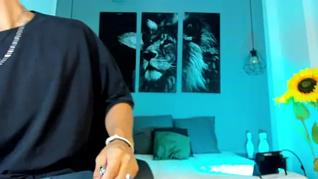 Snapshot of Draco_collins chatting on 27, 11, 2025 Draco collins online show from 27, 11, 2025