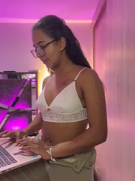 Snapshot of sofi_grisaless chatting on 26, 10, 2025 sofi grisaless online show from 26, 10, 2025