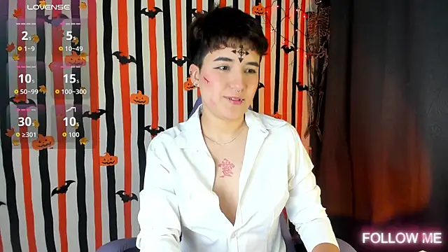 Snapshot of emma_cute7 chatting on 19, 10, 2025 emma cute7 online show from 19, 10, 2025