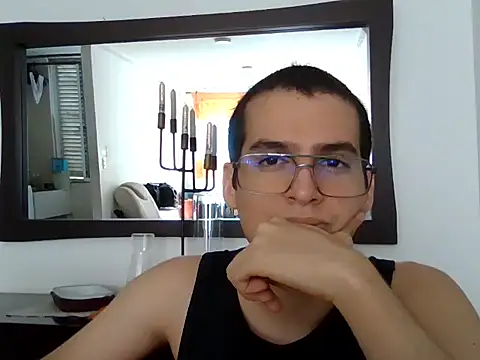 Thiagobb7 online show from 7, 3, 2026