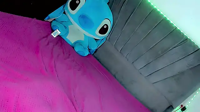 Ariana doll01 online show from 21, 4, 2026