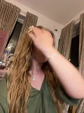 Snapshot of feedeegeorgie chatting on 29, 7, 2026 feedeegeorgie online show from 29, 7, 2026
