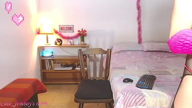 cute femboy420 online show from 18, 12, 2025