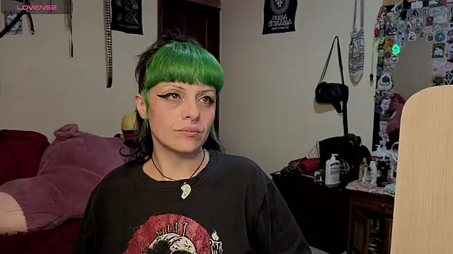 freyaa sorcerees online show from 15, 12, 2025