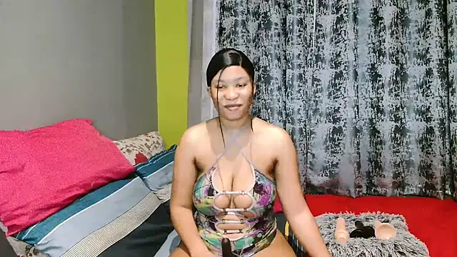 Tallwildnspicey98 online show from 9, 4, 2026