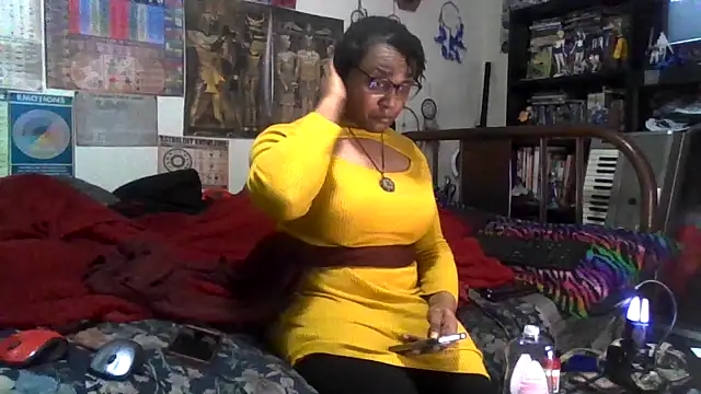 GardeniaFields online show from 12, 11, 2025