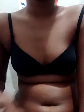 Snapshot of naughtyreva chatting on 10, 3, 2025 naughtyreva online show from 10, 3, 2025