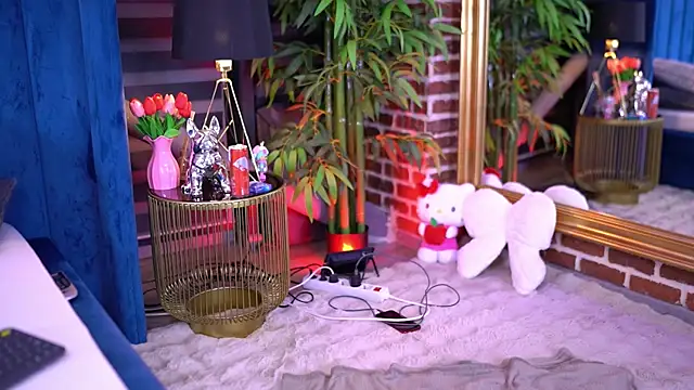 TanyaVonDe online show from 13, 2, 2026