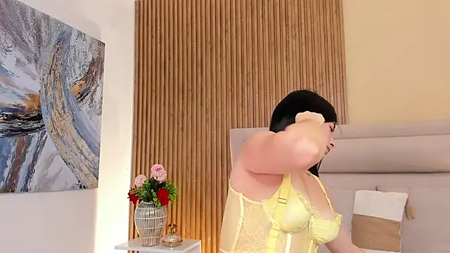 Snapshot of FatimaEvans chatting on 20, 11, 2025 FatimaEvans online show from 20, 11, 2025