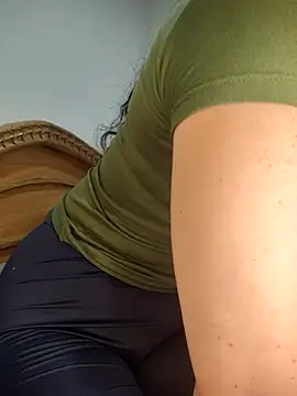 hotsexass online show from 17, 12, 2025