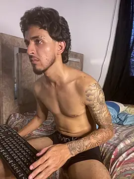 Snapshot of Zayn_kane chatting on 17, 5, 2026 Zayn kane online show from 17, 5, 2026