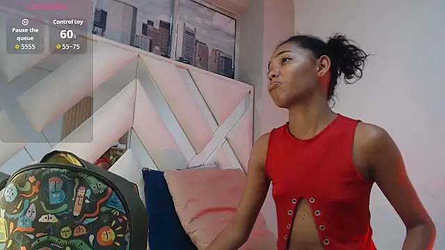 willow smitt online show from 4, 3, 2026