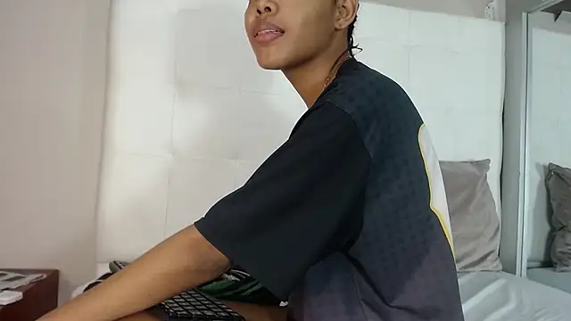 willow smitt online show from 7, 11, 2025