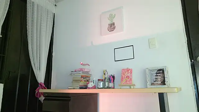 Snapshot of eva_sin18 chatting on 5, 6, 2026 eva sin18 online show from 5, 6, 2026