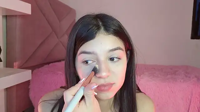 Snapshot of eva_sin18 chatting on 30, 5, 2026 eva sin18 online show from 30, 5, 2026