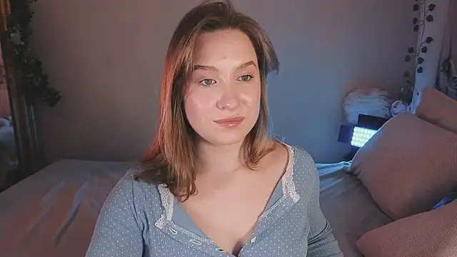 saint trisha online show from 28, 4, 2026