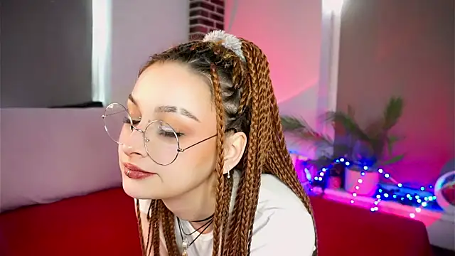 WilonaBiddix online show from 11, 3, 2025