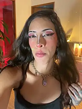 Lia Valmont online show from 3, 4, 2026