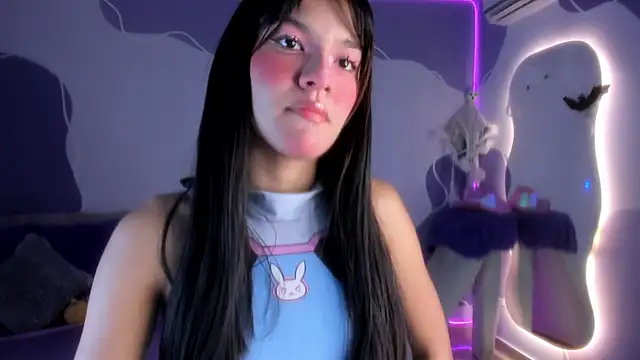 auroracute02 online show from 8, 11, 2025