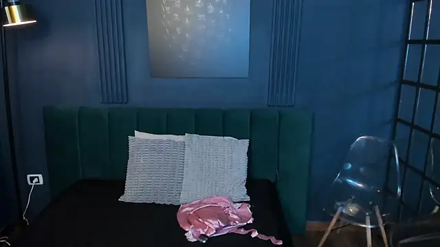 roxy hell online show from 17, 1, 2026