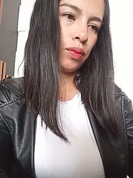 Snapshot of Nathaly_12 chatting on 25, 5, 2026 Nathaly 12 online show from 25, 5, 2026