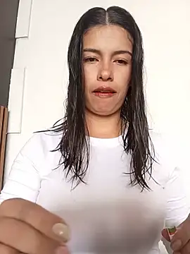 Snapshot of Nathaly_12 chatting on 28, 5, 2026 Nathaly 12 online show from 28, 5, 2026