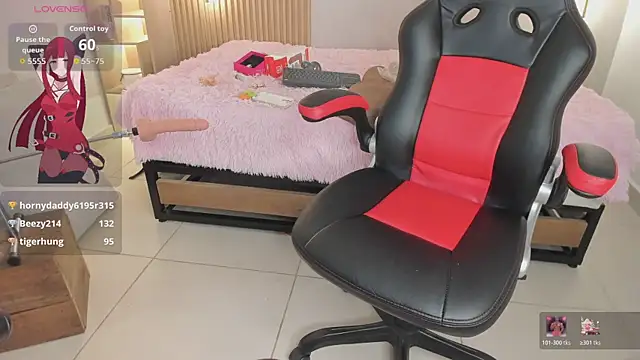 stephany summer online show from 15, 12, 2025