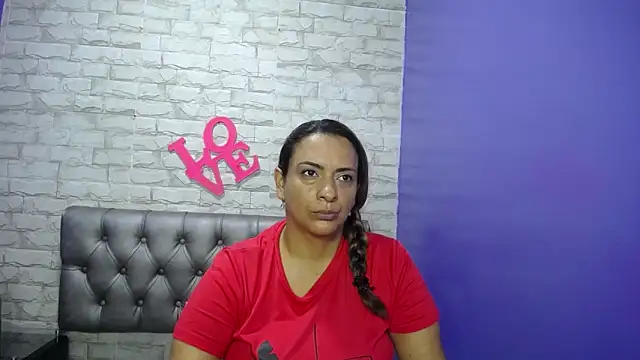 Milf-Prettyboobs online show from 7, 5, 2026